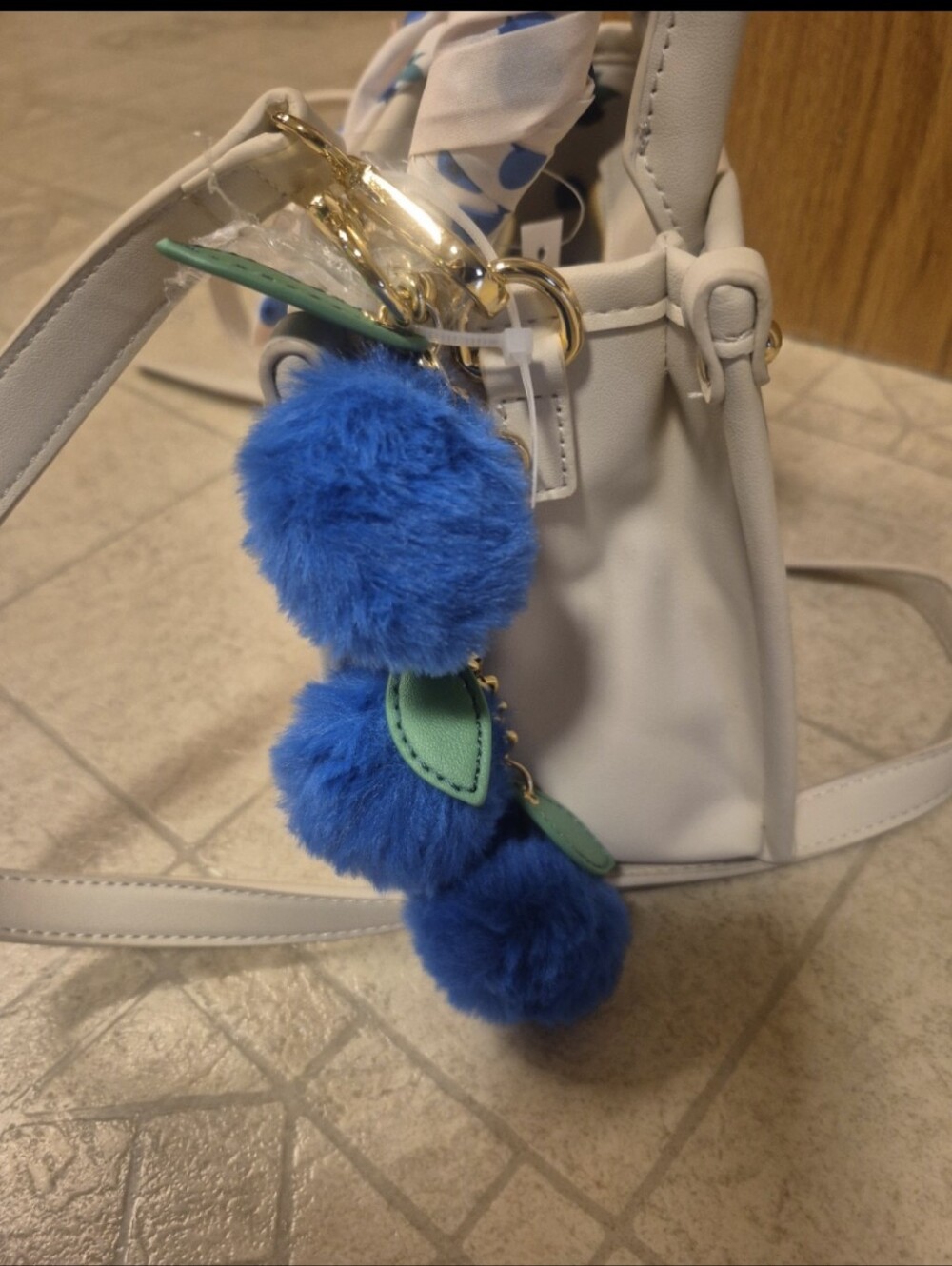Betsey Johnson XO Lucy Red/White/Blueberry Charm Crossbody Top Handle Bag - Picture 8 of 8